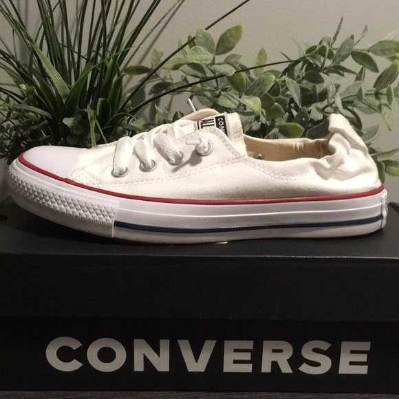 Brand New White Shoreline Converse - Picture 2 of 4